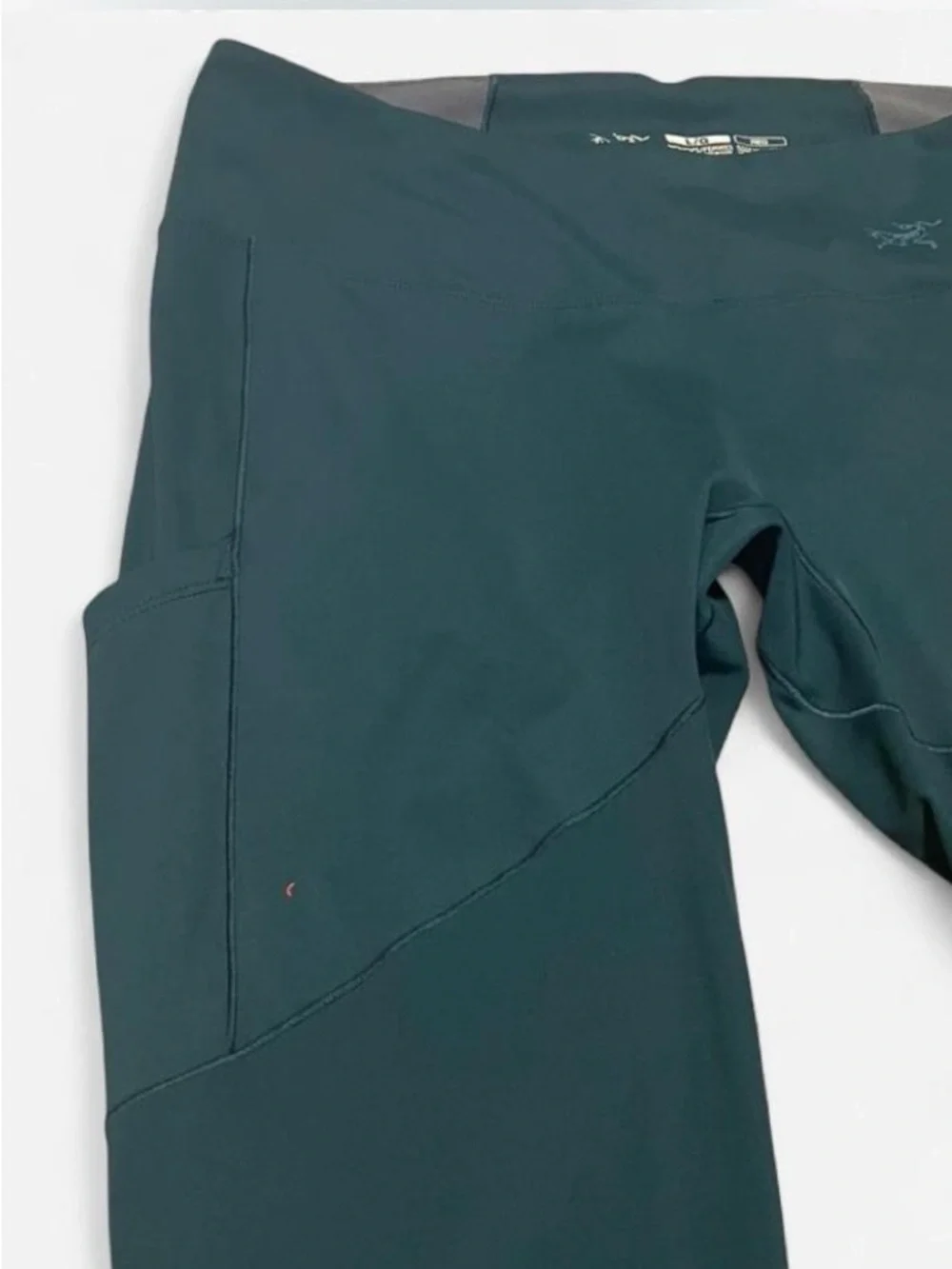 Arc'teryx Teal Women's Activewear performance hiking trail running leggings L